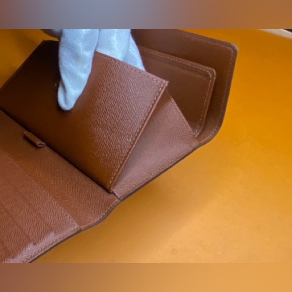 LOUIS VUITTON ❤️❤️ PORTE TRESOR INTERNATIONAL TRIFOLD MONOGRAM LONG WALLET - Picture 13 of 15